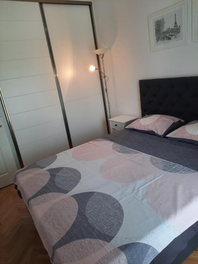 Apartman Nk Leilighet Nikšić Eksteriør bilde