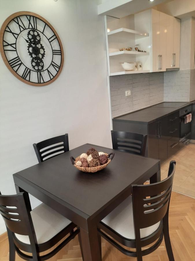 Apartman Nk Leilighet Nikšić Eksteriør bilde