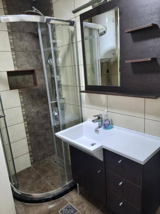 Apartman Nk Leilighet Nikšić Eksteriør bilde