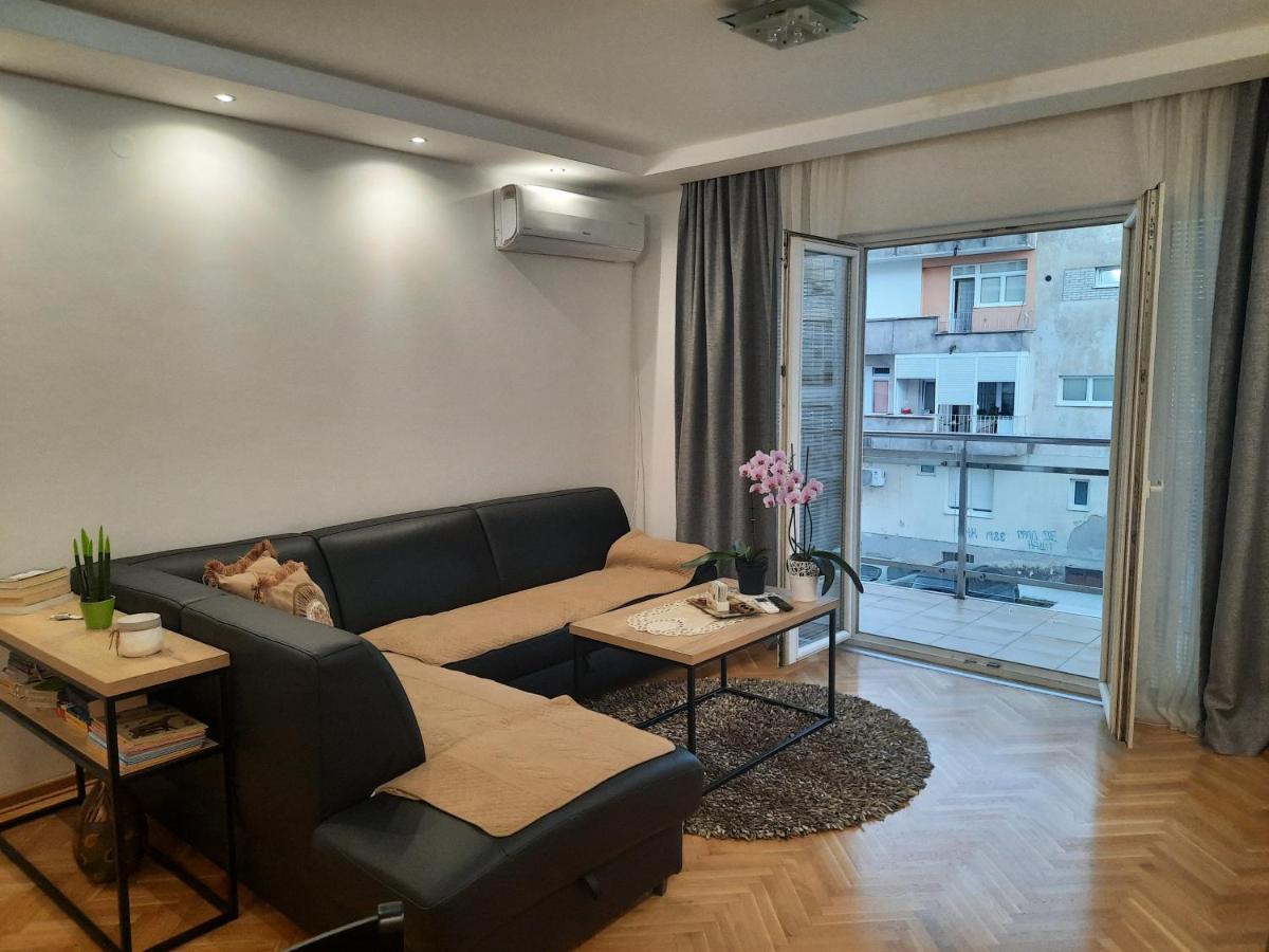 Apartman Nk Leilighet Nikšić Eksteriør bilde